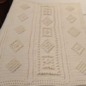 Vintage Vanilla Crocheted Knitted Throw 31 In Wide By 54 Inches Long